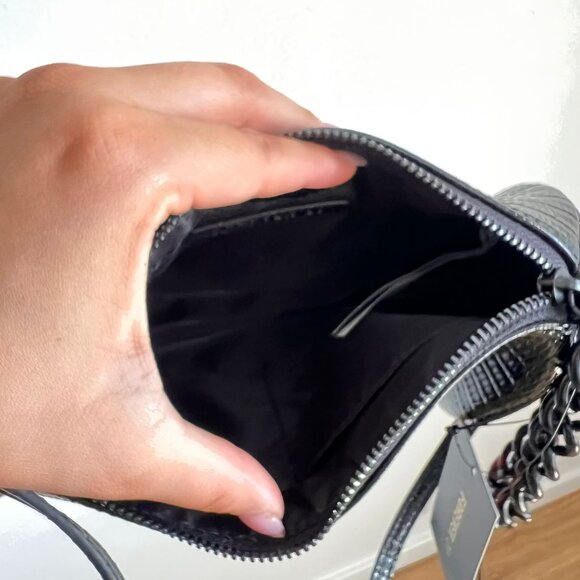 NWT FOREVER 21 Black Polyester Textured Shoulder Handbag - Picture 8 of 8